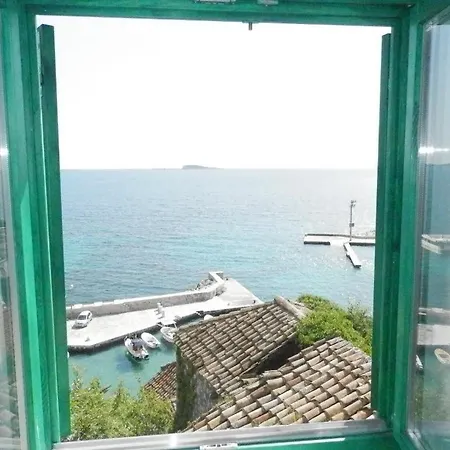 Ξενοδοχείο με διαμερίσματα Soti Mlini